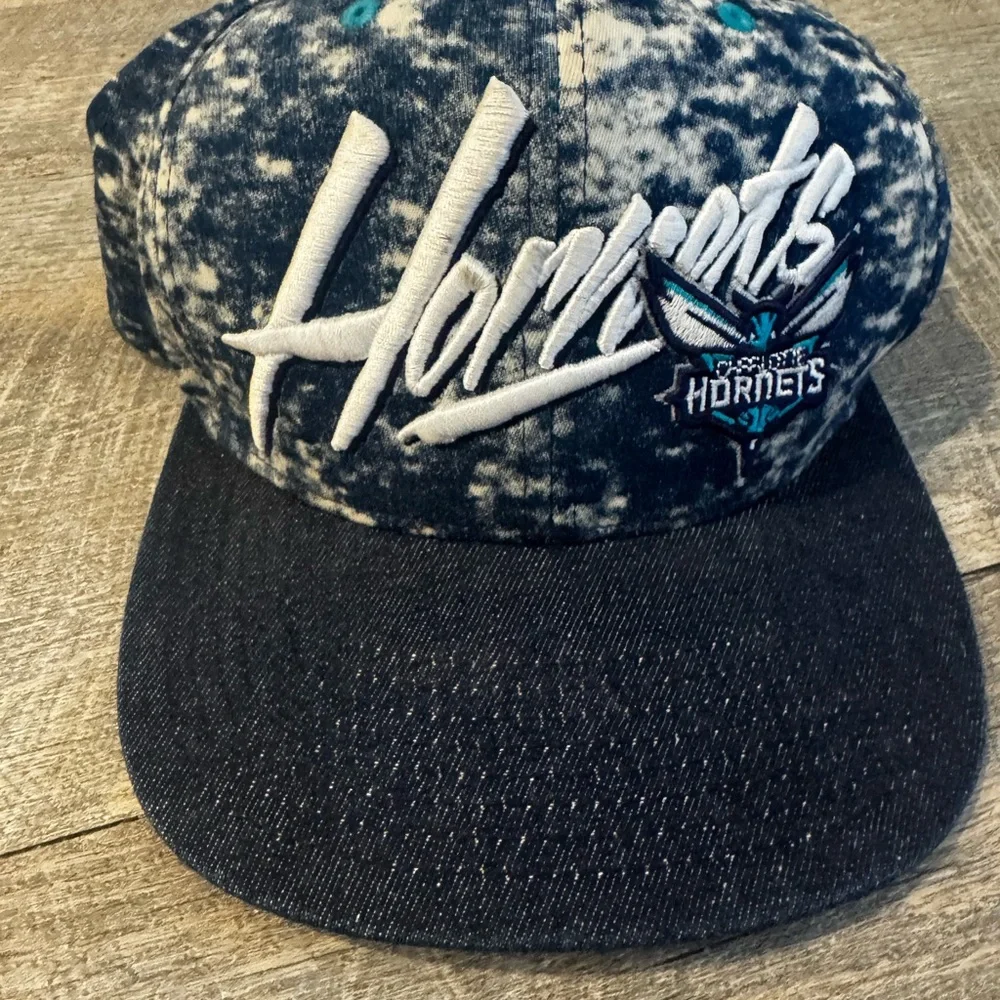Charlotte Hornets NBA MITCHELL & NESS SNAPBACK